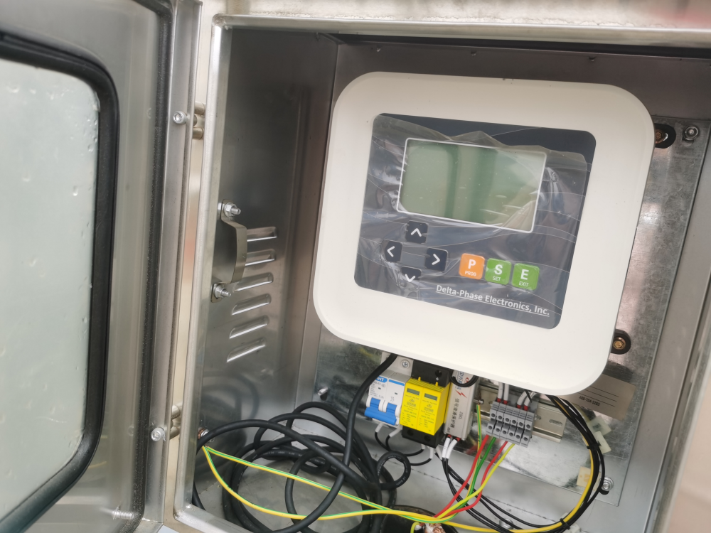 永浩機(jī)電 超聲波液位計(jì)現(xiàn)場(chǎng) (1)(2.png